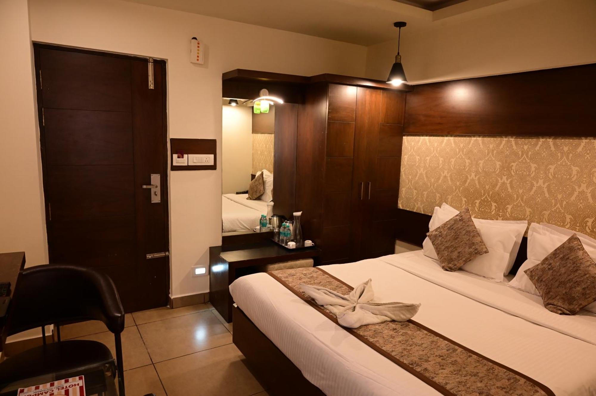 Canyon Sun Chennai Ngoại thất bức ảnh