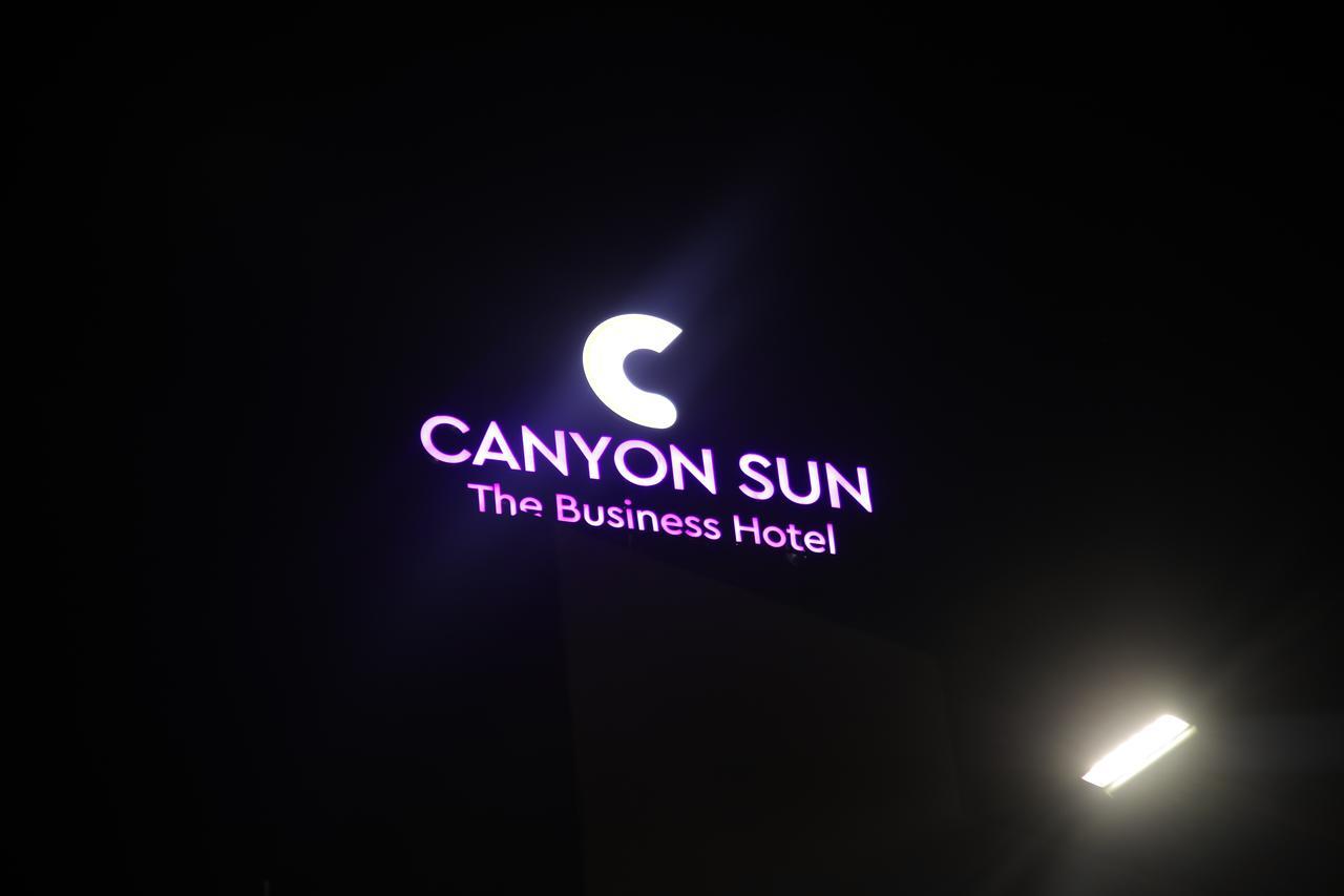 Canyon Sun Chennai Ngoại thất bức ảnh